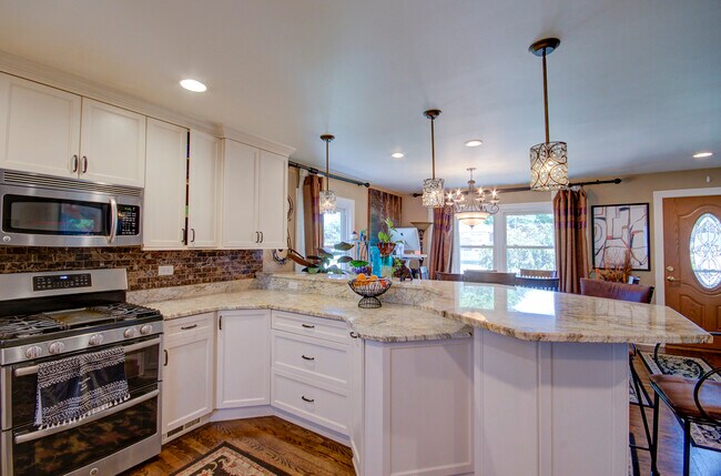 Foto del edificio - 501 Lincoln Ave