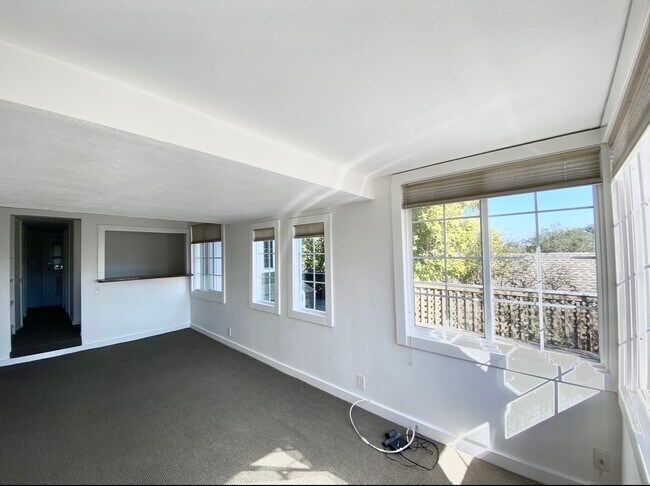 Foto del edificio - 490 Green Glen Way