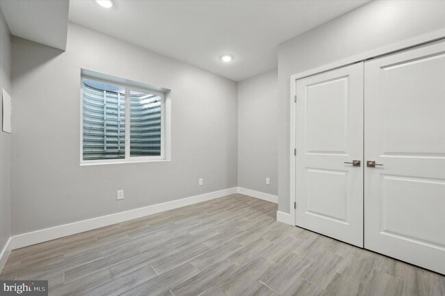 Foto del edificio - 5412 Delancey St