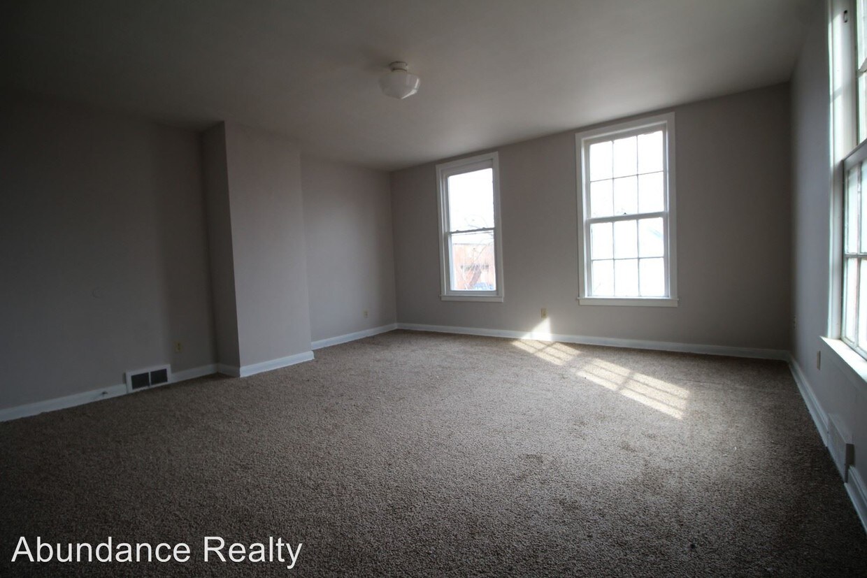 Foto principal - 37 Avondale Ave