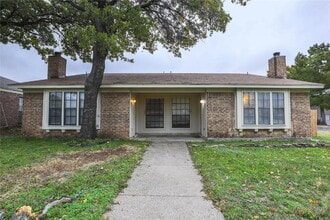 Building Photo - 503 Crowley Rd