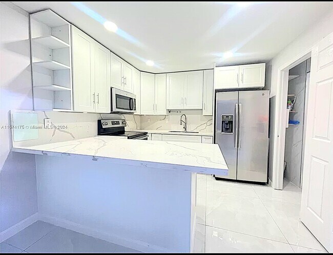 Foto del edificio - 12233 SW 24th Ter