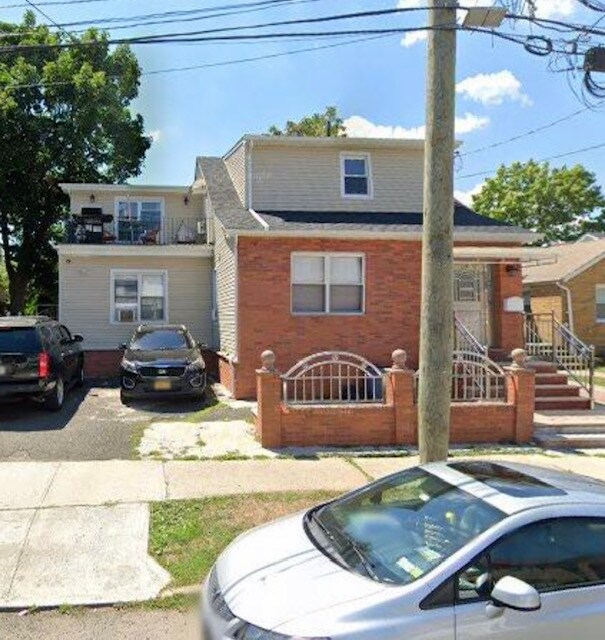 Primary Photo - 396 Garretson Ave