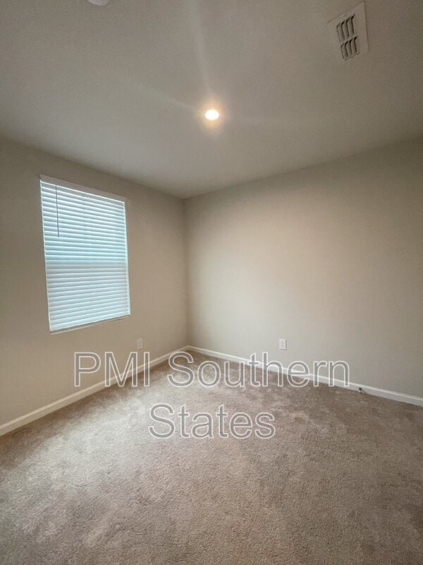 Building Photo - 231 Lehman Way