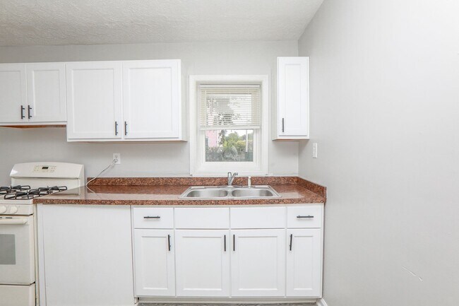 Foto del edificio - 422-424 W 30th Street