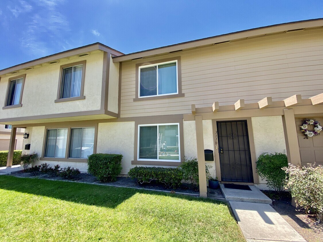 Foto principal - 311 Carriage Dr