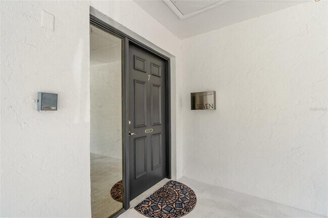 Foto del edificio - 2114 Bispham Rd