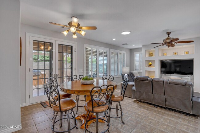 Building Photo - 20500 N Big Dipper Dr