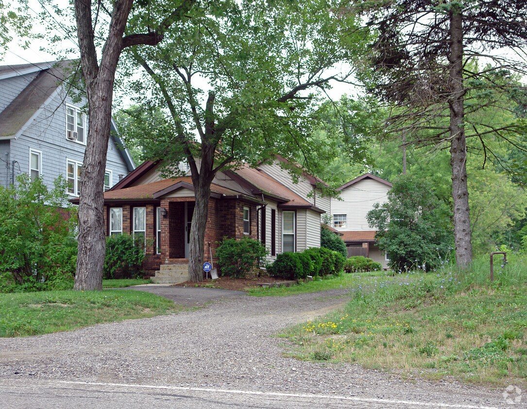 Primary Photo - 2891 Tibbetts Wick Rd