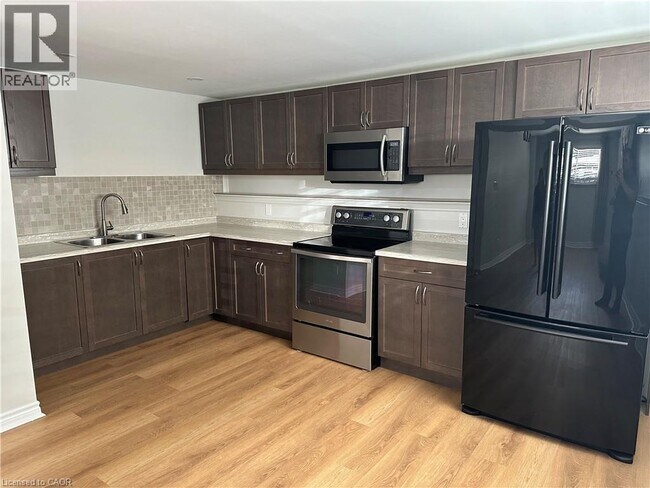 Photo du bâtiment - 36 Inglewood Ct