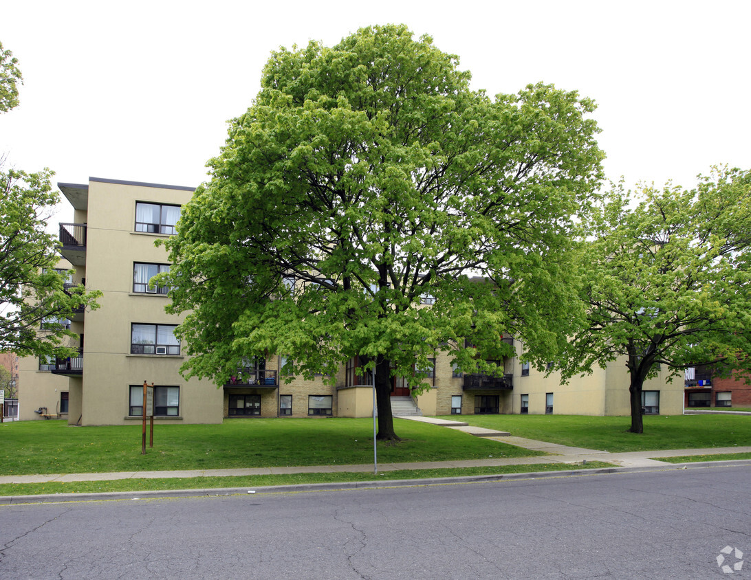 Primary Photo - Neptune Place Apartments