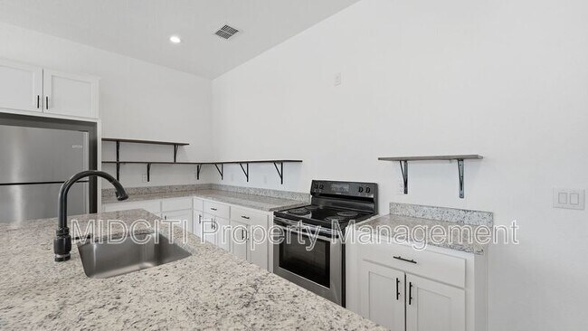 Foto del edificio - 893 E Mather St