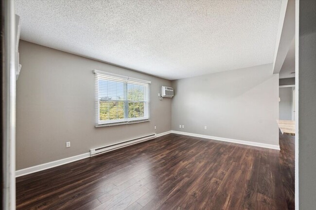 Foto del edificio - 4109 Harvest Ln