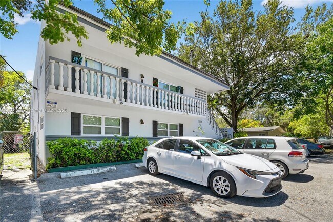 Foto del edificio - 13335 Arch Creek Rd