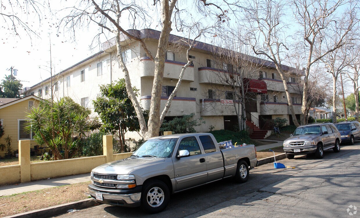 Foto del edificio - 14554 Vose St