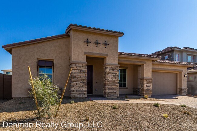 Building Photo - 4 br, 3 bath House - 22617 N 33rd Place