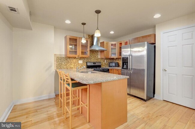 Foto del edificio - 703 N 3rd St