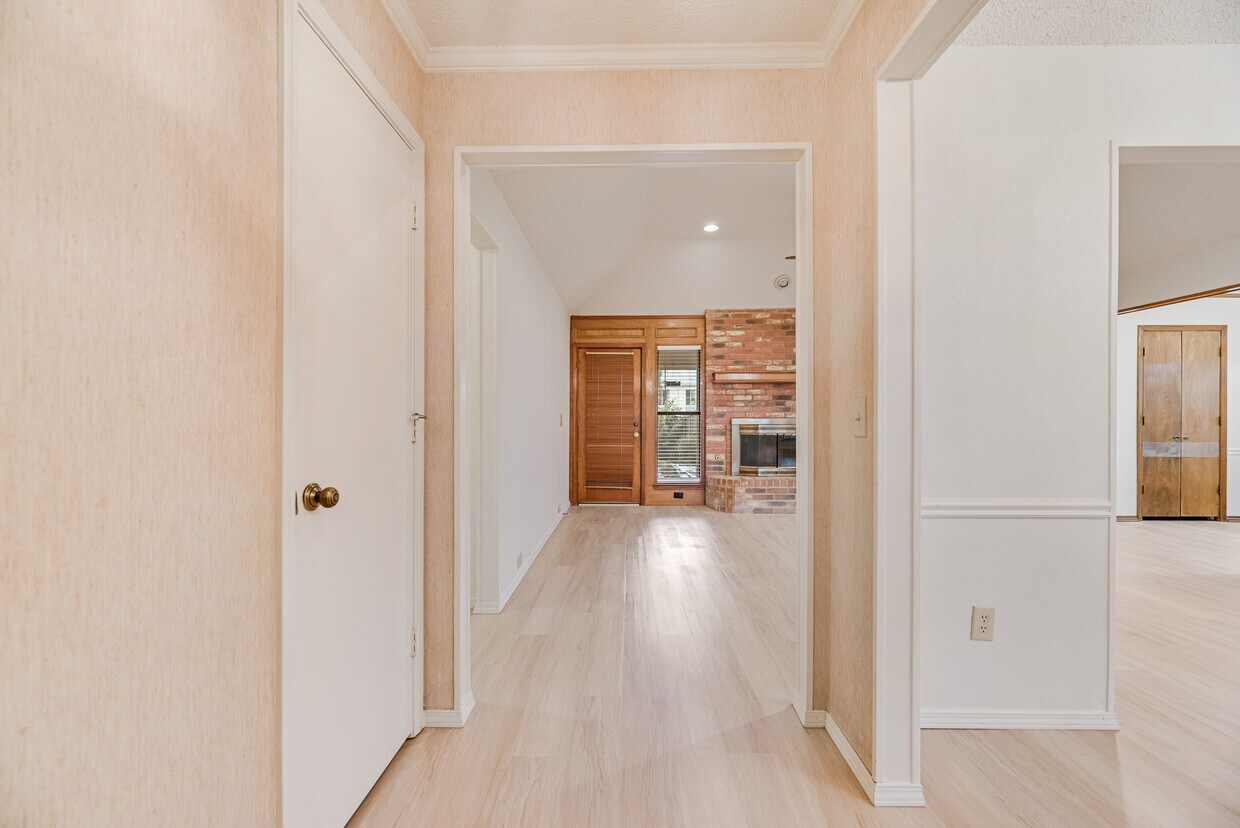 Foto principal - 2209 Winona Dr
