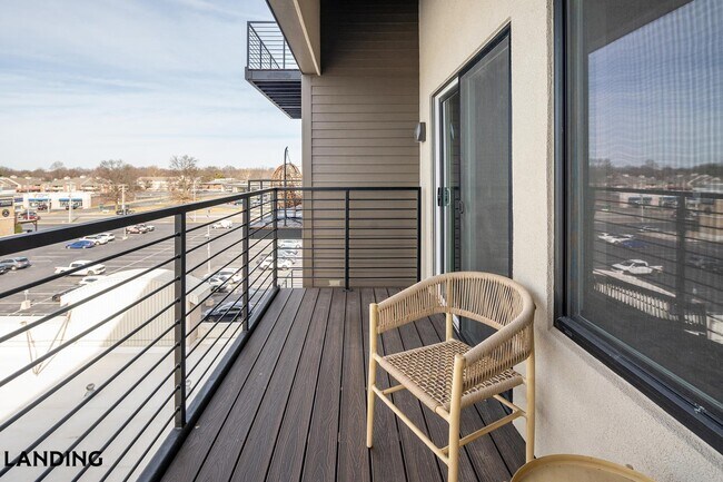 Foto del edificio - 1364 E Battlefield Rd