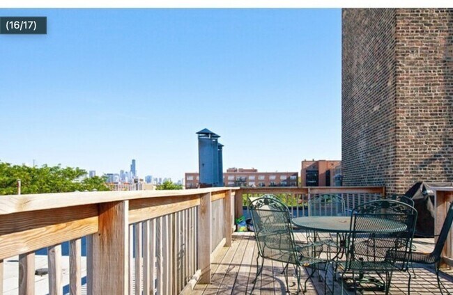 Foto del edificio - 2510 N Wayne Ave