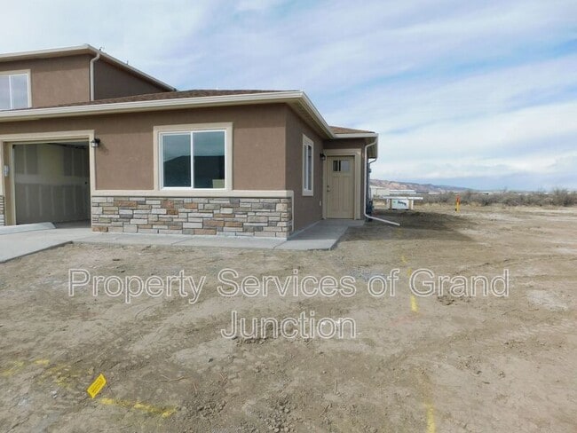 Photo - 701 Canyon Ct Apartment
