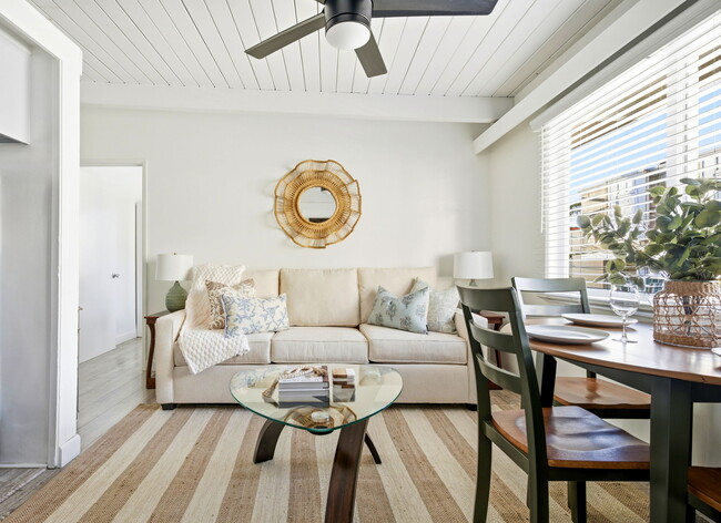 Building Photo - 121 Rosecrans Pl