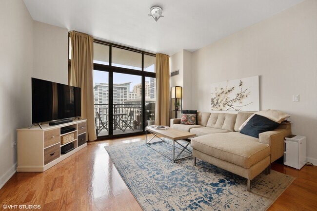 Foto del edificio - 1322 S Prairie Ave