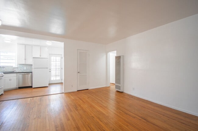 Building Photo - 1781 Washington Way