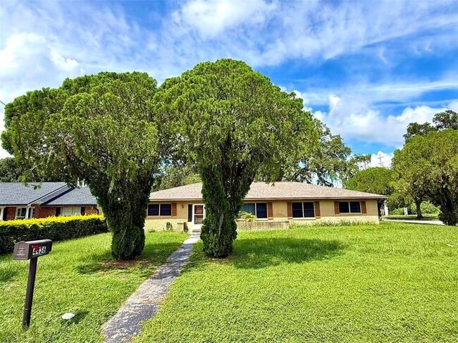 Foto del edificio - 4436 Baybreeze Rd