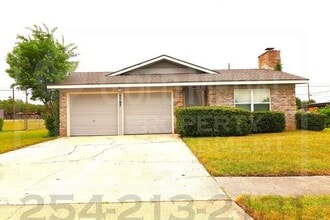 Building Photo - 5707 Dan Dr