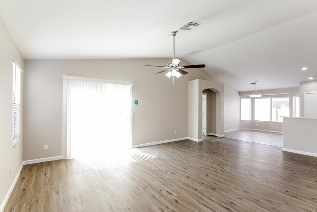 Foto del edificio - 4337 W St Kateri Dr