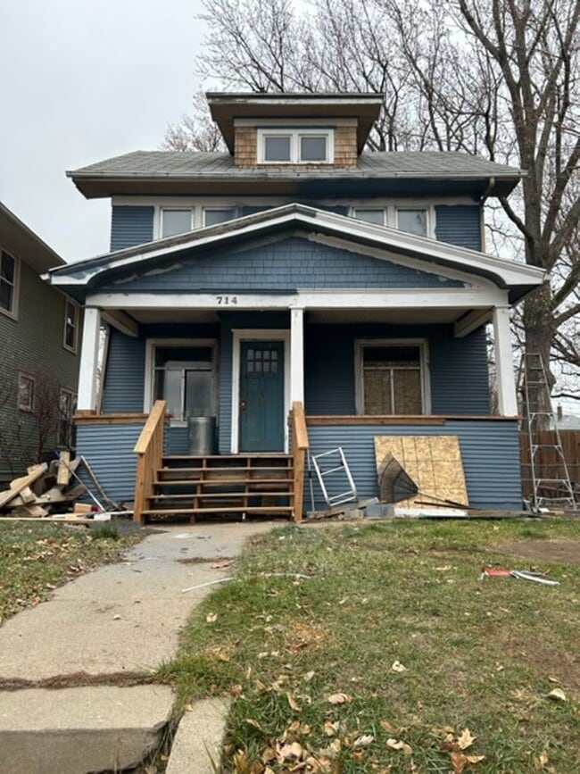 Building Photo - Huge house coming soon!