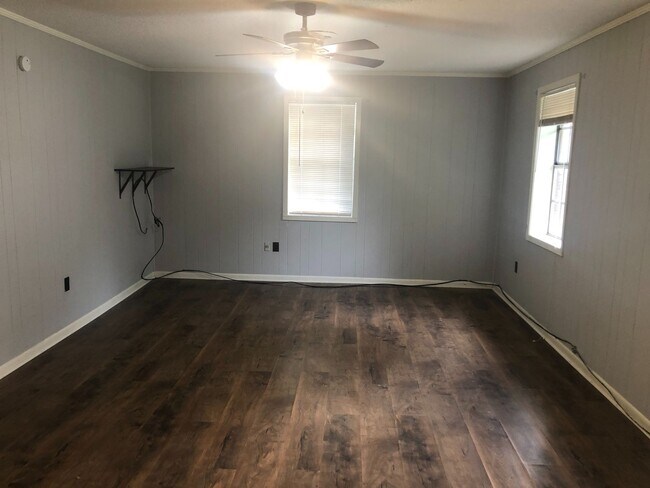 Building Photo - 3BR/2BA For Rent