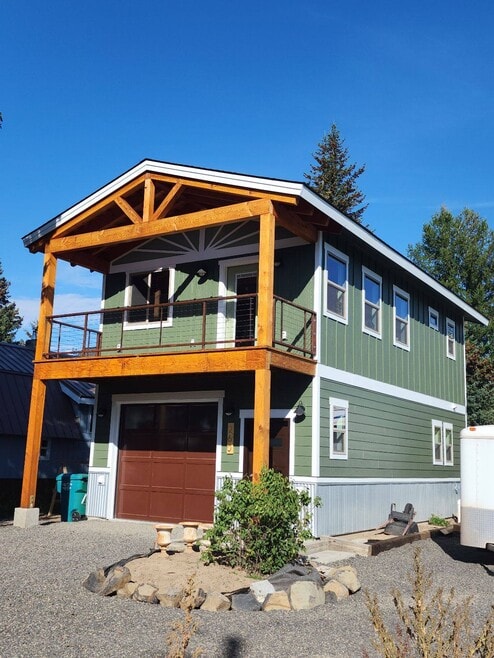 Lil' Green Cabin - 260 Halferty St Lil' Green Cabin - 260 Halferty St