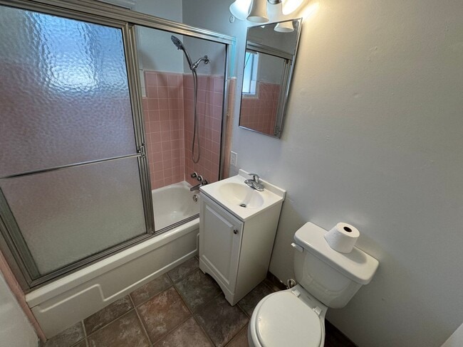 Building Photo - 1533 21st Ave