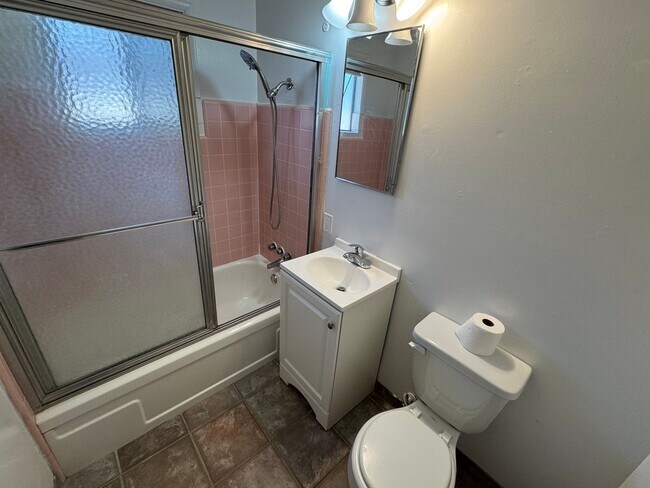 Foto del edificio - 1533 21st Ave