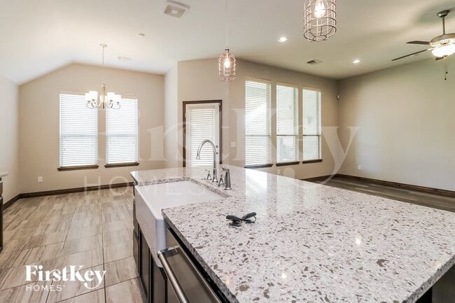 Foto del edificio - 15904 Tall Grass Dr