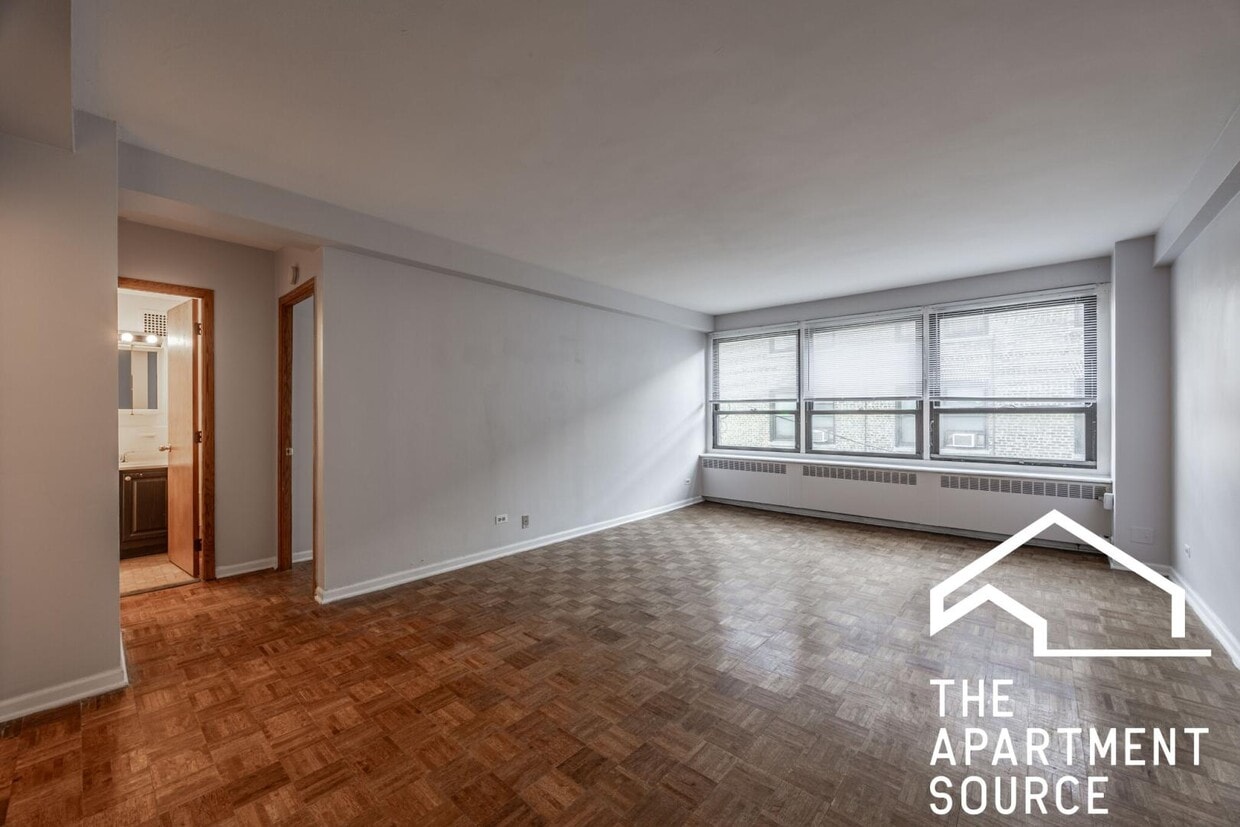 Photo - 4180 North Marine Drive #312