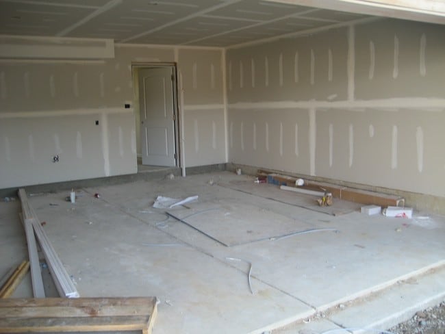 2 car garage - 112 Ridgemont Dr
