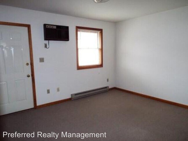 Building Photo - 230 N Hanover St