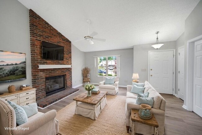 Building Photo - 1536 Aniko Ave