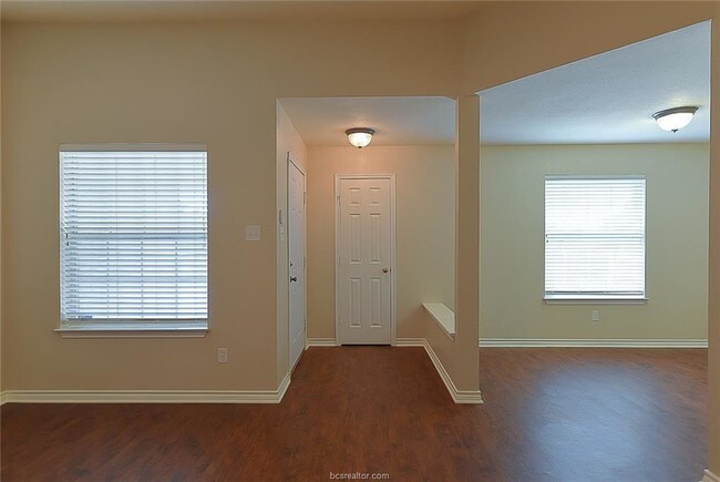 Building Photo - 3626 Oldenburg Ct