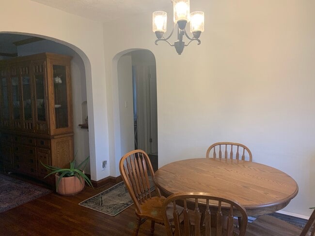 Foto del edificio - 1412 Rainbow Dr