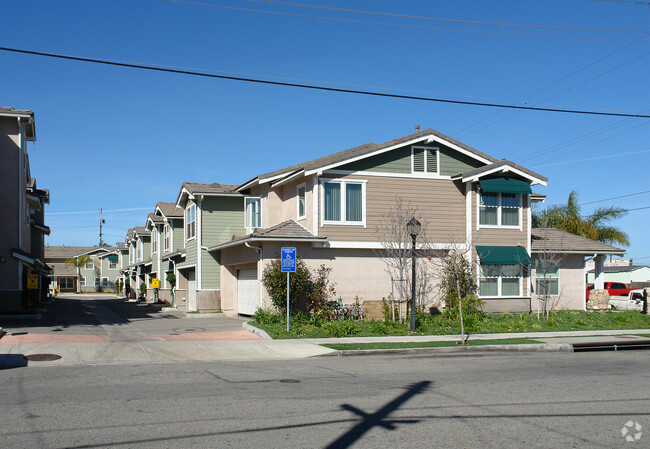 Building Photo - Meta Street Apartments