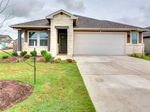 Building Photo - 257 Fossil Dr