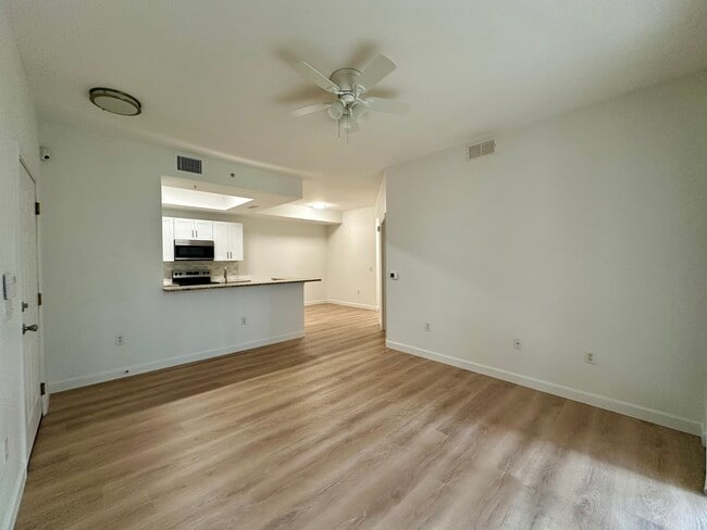 Building Photo - 9055 Colby Dr