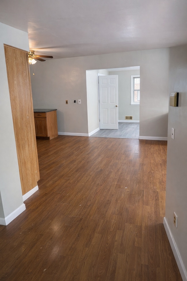 Building Photo - 2054 Prospect St