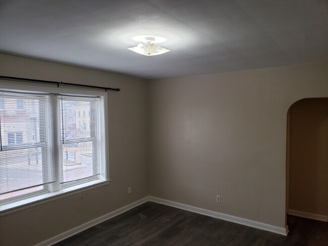 Foto del edificio - 123 N Walnut St