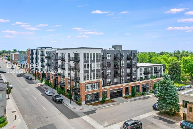 Foto del edificio - 3500 S Corona St