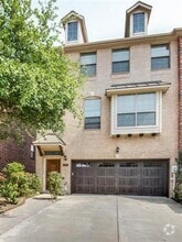 Building Photo - 1355 Chase Ln